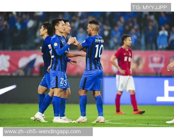 苏宁与国安激战正酣谁将赢得这场中超巅峰对决的荣耀